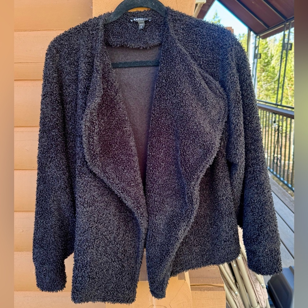 BUNDLE Express Cream & Black Sherpa Jackets - Picture 3 of 16